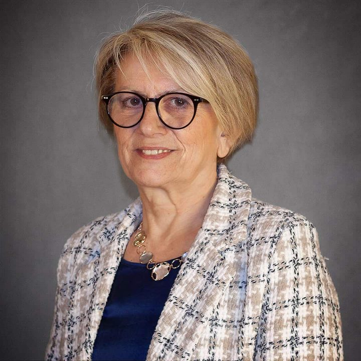 Rosella Giola